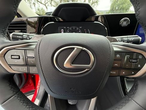Used 2024 Lexus NX 250 FWD image 25