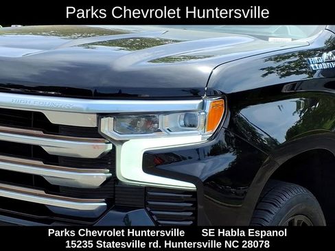 Certified 2022 Chevrolet Silverado 1500 High Country w/ Technology Package AWD/4WD image 27