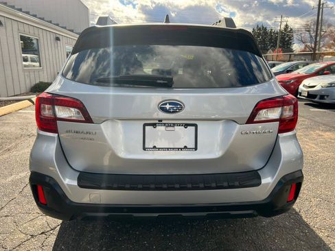 Used 2019 Subaru Outback 2.5i Limited w/ Popular Package #2 AWD/4WD image 6