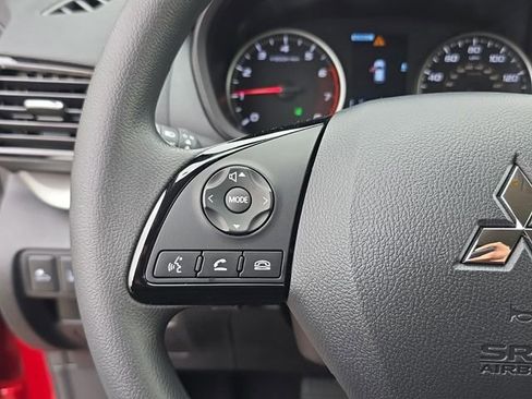 New 2025 Mitsubishi Eclipse Cross LE image 15