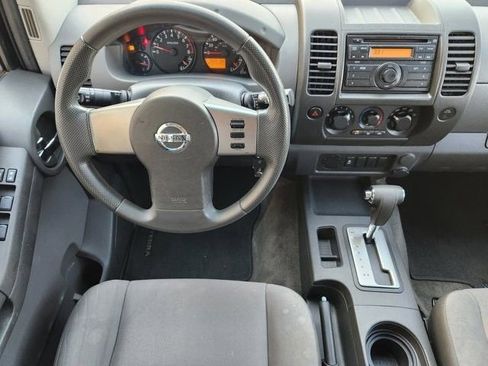 Used 2012 Nissan Xterra X image 25