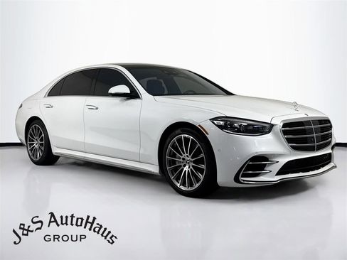 Used 2025 Mercedes-Benz S 580 4MATIC Sedan w/ AMG Line Package image 1