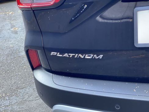 Used 2025 Ford Escape Platinum AWD/4WD image 10