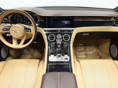 Used 2021 Bentley Continental GT AWD/4WD image 50