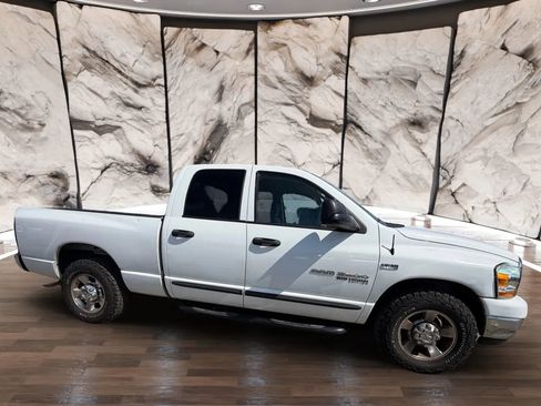 Used 2006 Dodge Ram 2500 Truck SLT w/ Quad Cab Big Horn Value Group image 4