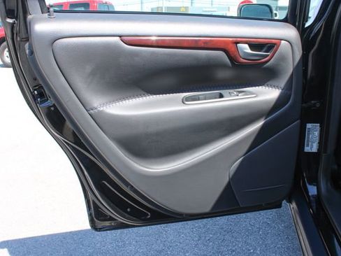 Used 2006 Volvo XC70 image 26