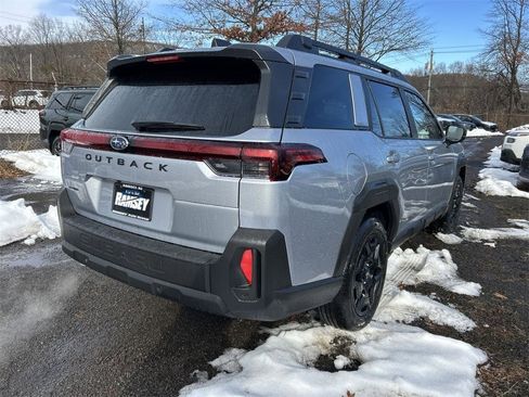 New 2026 Subaru Outback Limited image 8
