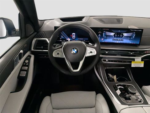 New 2027 BMW X7 xDrive40i AWD/4WD image 21
