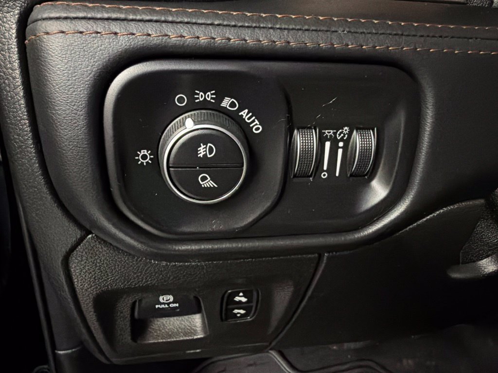 Used 2019 RAM 1500 Limited AWD/4WD image 23