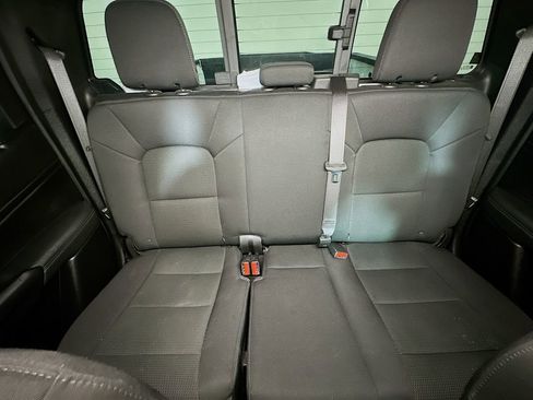 Used 2024 Chevrolet Colorado LT w/ LT Convenience Package II image 10