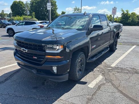 Used 2019 Chevrolet Silverado 1500 LT w/ All Star Edition AWD/4WD image 2