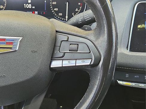 Used 2022 Cadillac XT4 Premium Luxury w/ Safety Alert Package image 22