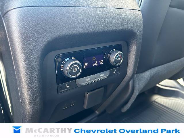New 2027 Chevrolet Traverse RS w/ LPO, Floor Liner Package AWD/4WD image 24