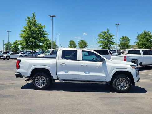 Used 2025 Chevrolet Colorado LT w/ Advanced Trailering Package RWD image 6