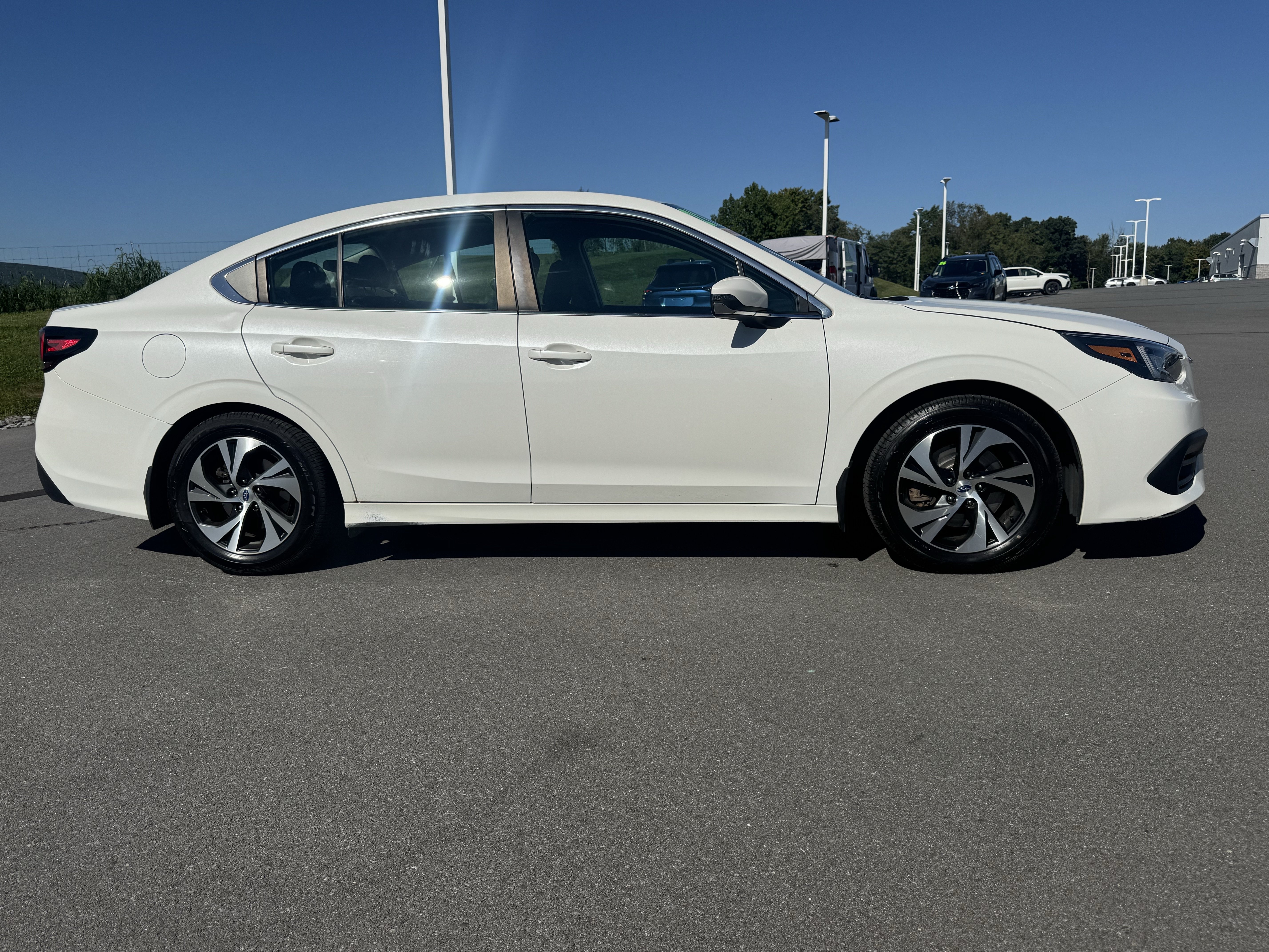 Used 2021 Subaru Legacy Premium w/ Popular Package #1 AWD/4WD image 2