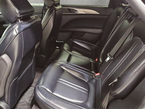 Used 2020 Lincoln MKZ w/ Convenience Package image 22