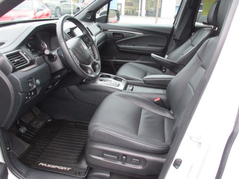 Certified 2023 Honda Passport EX-L image 12