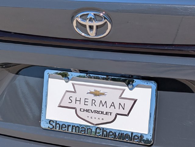 Used 2025 Toyota Corolla LE FWD image 44