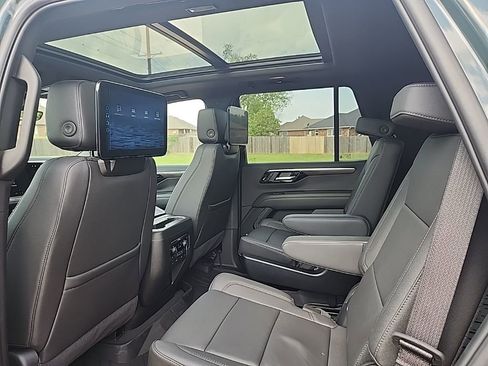 Used 2025 Chevrolet Tahoe Z71 w/ Z71 Off-Road Package image 20