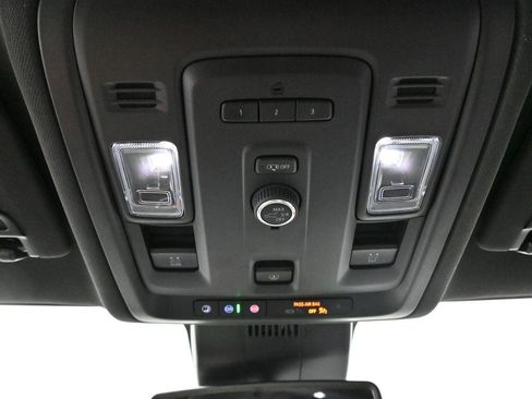 Used 2023 Chevrolet Tahoe RST AWD/4WD image 31