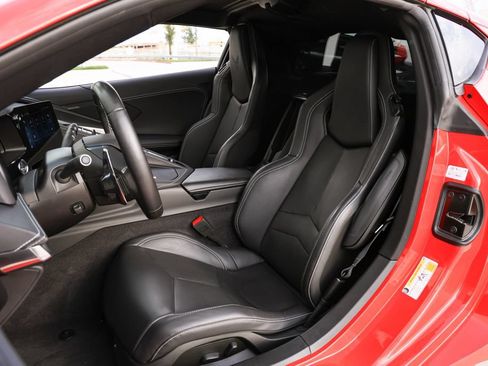 Used 2024 Chevrolet Corvette Stingray Coupe w/ 1LT RWD image 19