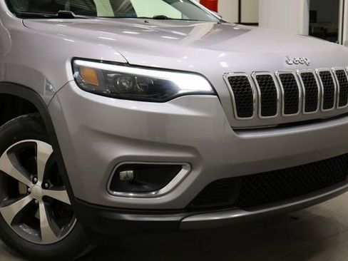 Used 2020 Jeep Cherokee Limited image 40