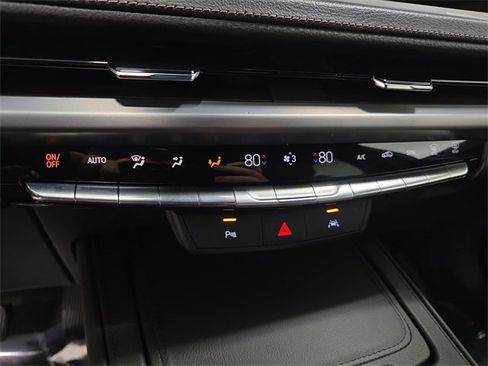 Certified 2025 Cadillac XT4 Premium Luxury image 20