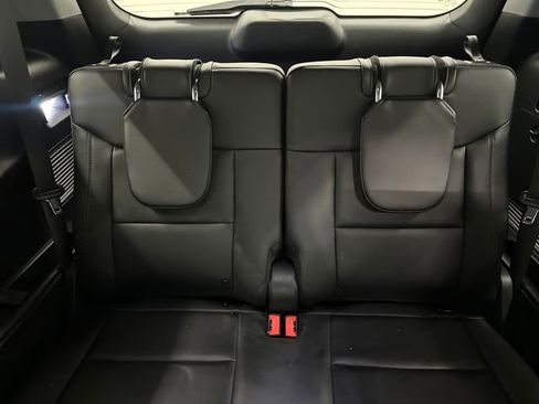 Used 2023 Ford Explorer XLT w/ Equipment Group 202A image 20