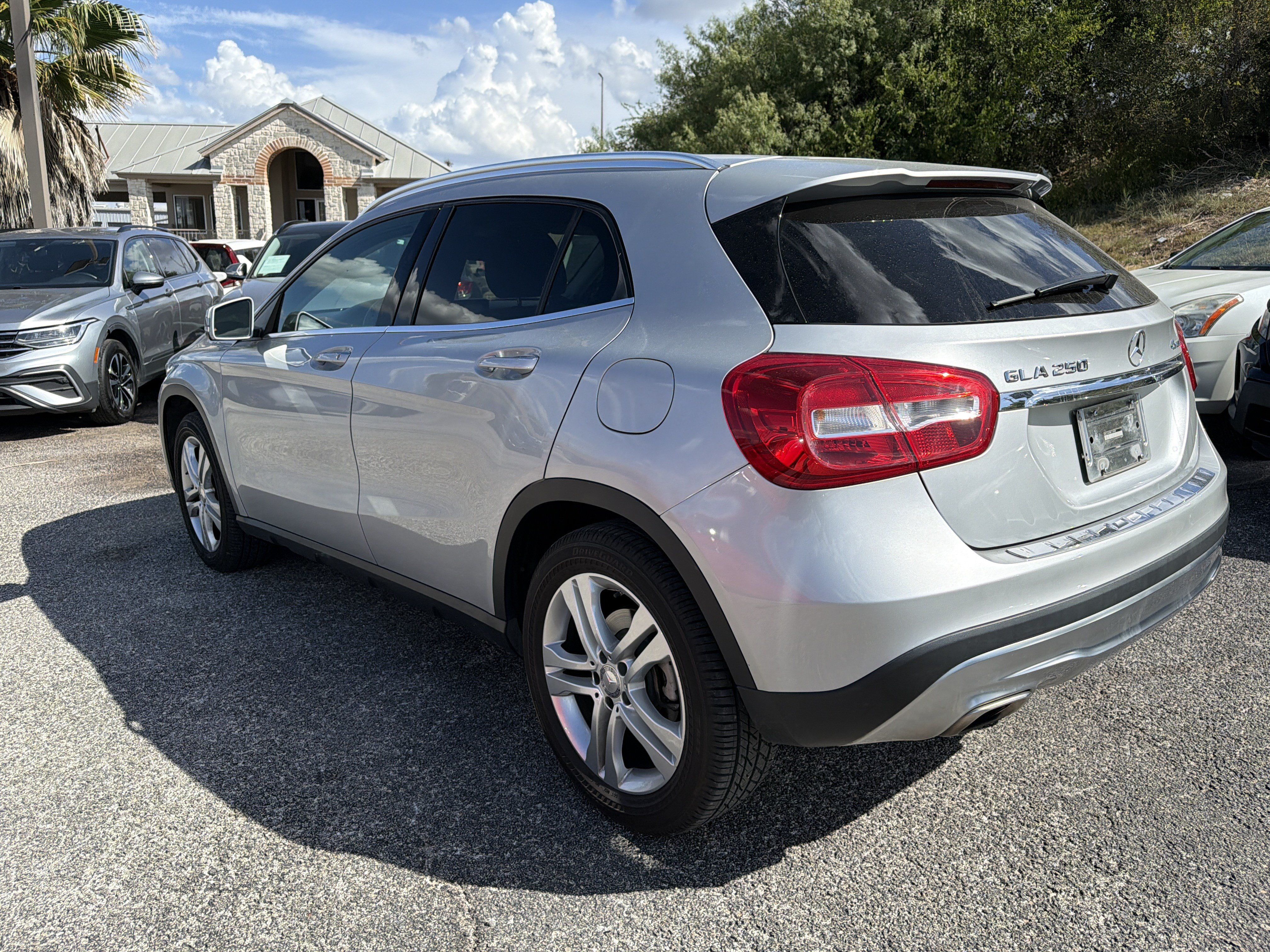 Used 2015 Mercedes-Benz GLA 250 4MATIC image 9