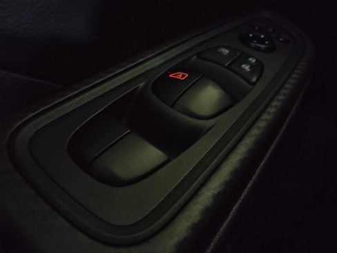 Used 2025 Nissan Versa S w/ S Plus Package FWD image 27