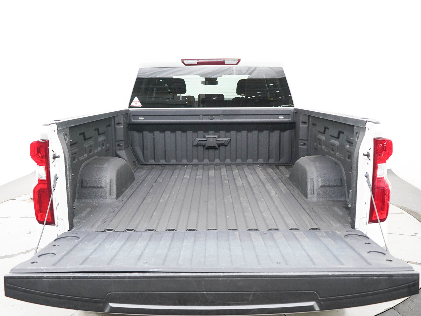 Used 2024 Chevrolet Silverado 1500 RST w/ Protection Package AWD/4WD image 16