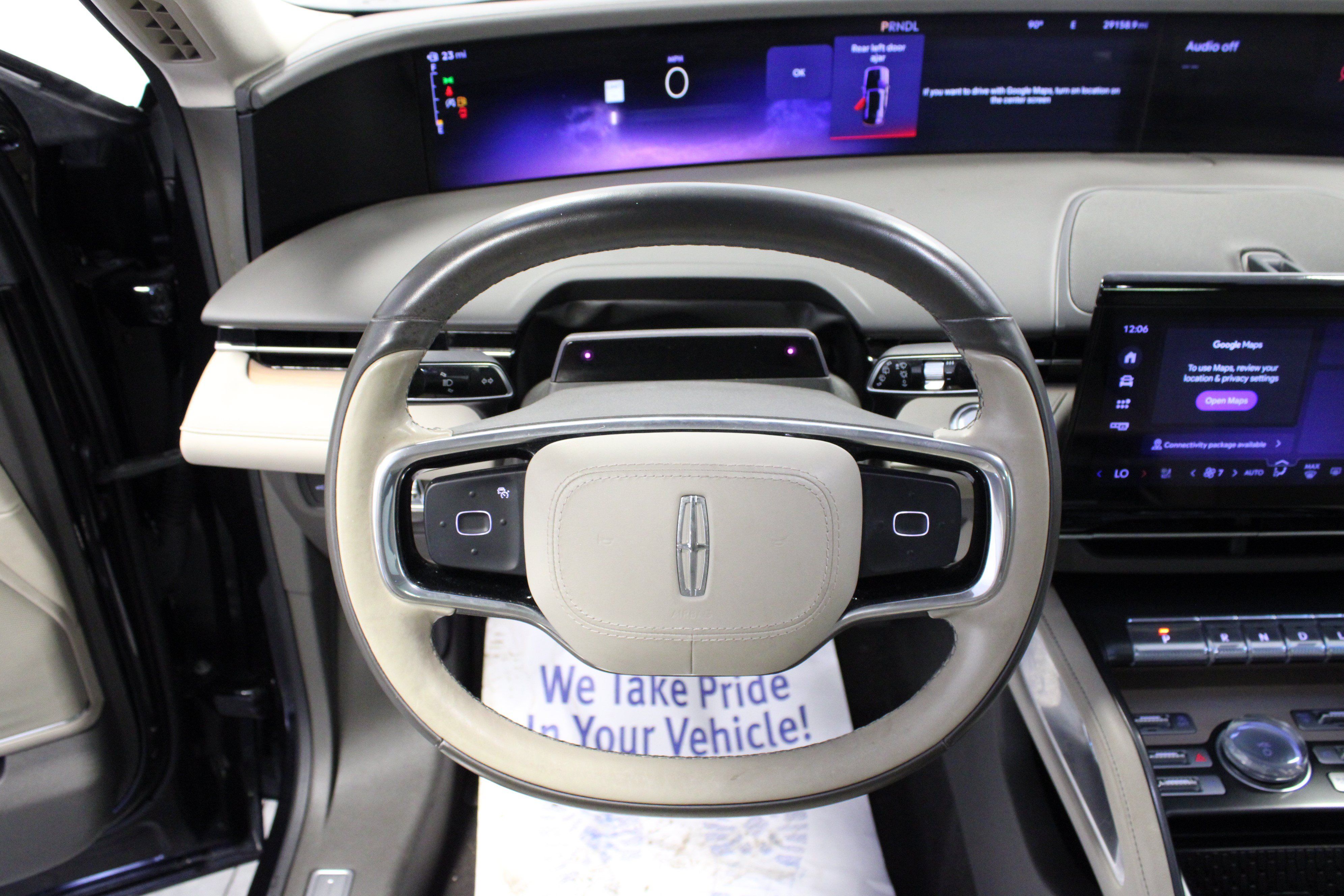 Used 2024 Lincoln Nautilus Reserve w/ Equipment Group 202A AWD/4WD image 17