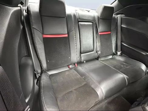 Used 2014 Dodge Challenger SRT8 RWD image 14