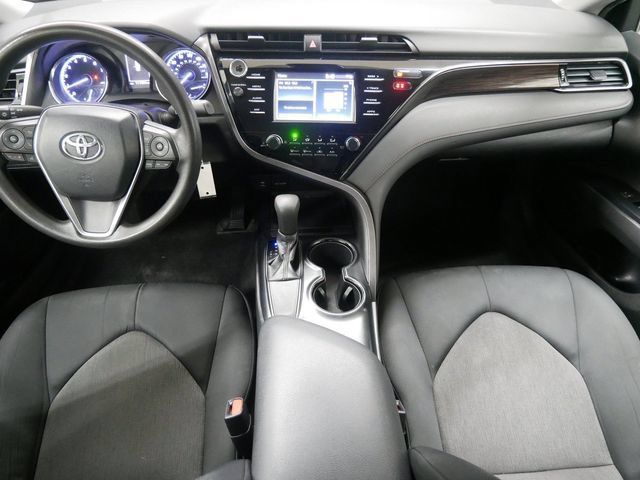 Used 2019 Toyota Camry LE FWD image 12
