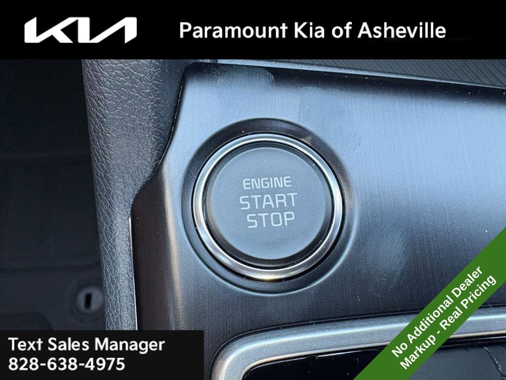 New 2027 Kia Sportage LX FWD image 14