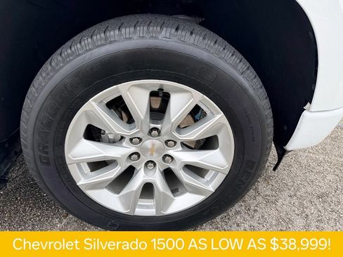 Used 2023 Chevrolet Silverado 1500 Custom AWD/4WD image 33