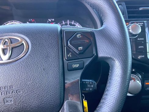 Used 2019 Toyota 4Runner TRD Off-Road Premium AWD/4WD image 25
