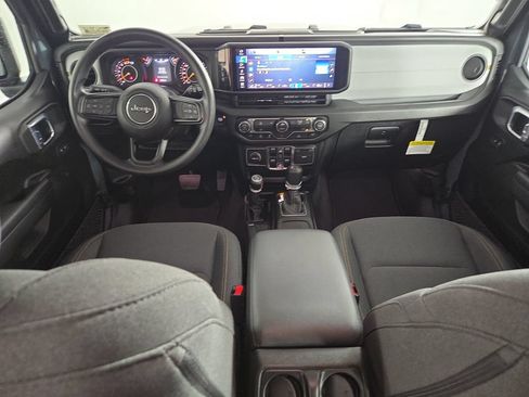 Used 2026 Jeep Wrangler Unlimited Sport AWD/4WD image 15