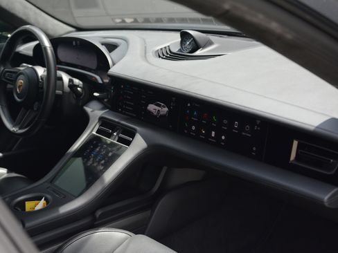 Certified 2020 Porsche Taycan Turbo S AWD/4WD image 27