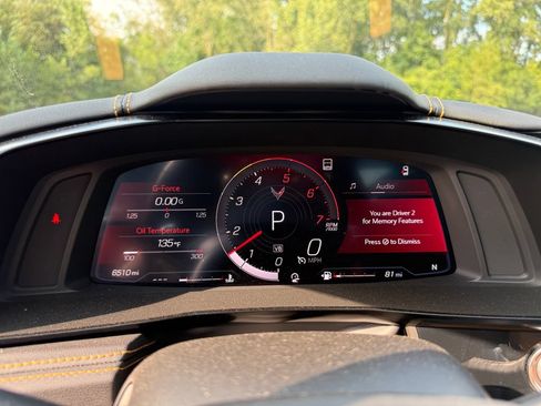 Used 2021 Chevrolet Corvette Stingray Preferred Cpe w/ Z51 Performance Package RWD image 16