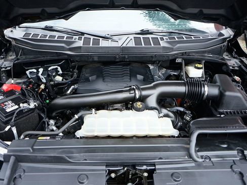 Used 2022 Ford F150 XLT w/ Equipment Group 302A High AWD/4WD image 11