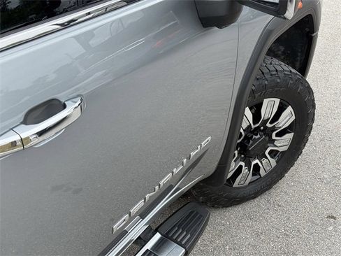 Used 2024 GMC Sierra 2500 Denali w/ Max Trailering Package image 11