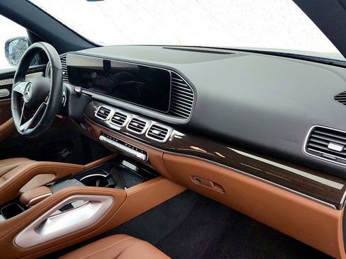 Used 2025 Mercedes-Benz GLE 450e GLE 450e 4MATIC SUV, Exclusive w/ Driver Assistance Package image 23