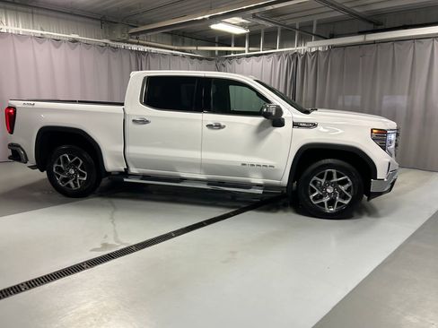 New 2026 GMC Sierra 1500 SLT w/ SLT Premium Plus Package image 8