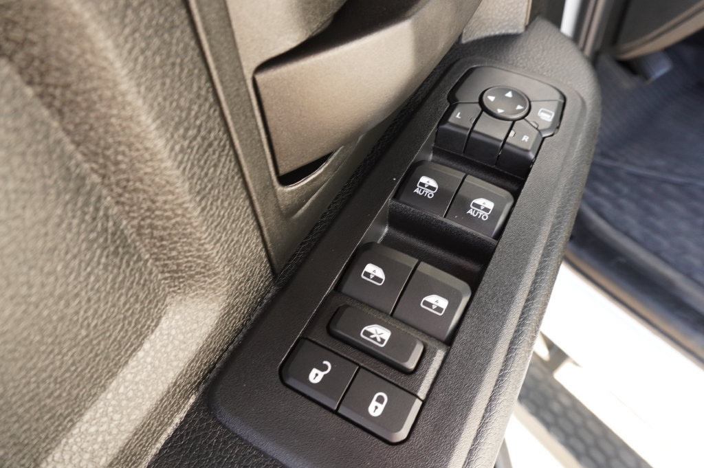 Used 2025 RAM 2500 Tradesman AWD/4WD image 16