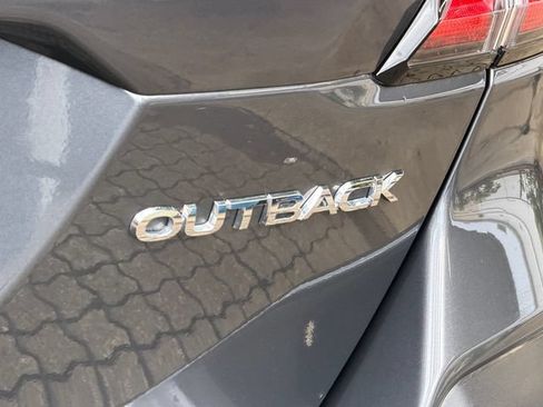 Certified 2025 Subaru Outback Premium AWD/4WD image 9