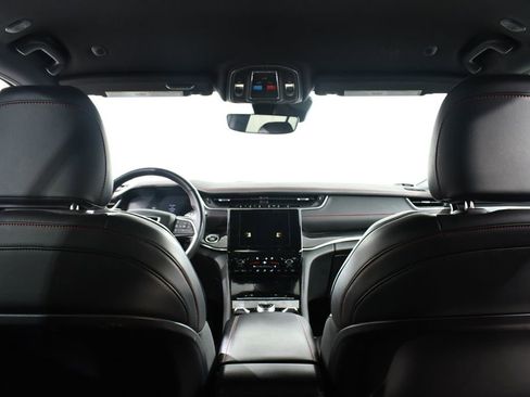 Used 2022 Jeep Grand Cherokee Trailhawk AWD/4WD image 17