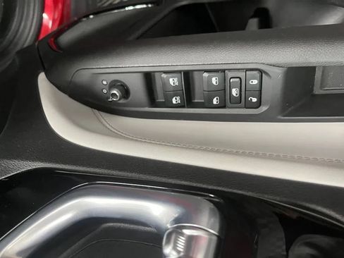 Used 2025 Jeep Compass Limited AWD/4WD image 18