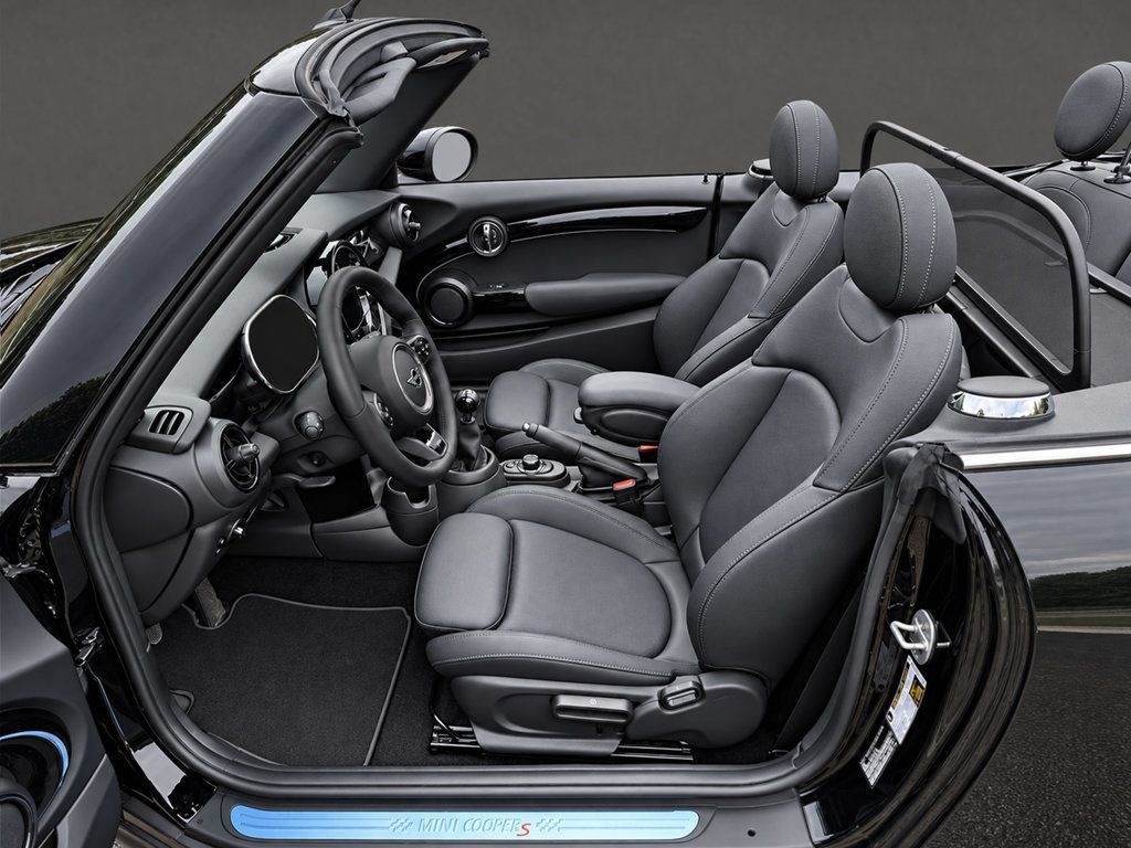 Used 2024 MINI Cooper S FWD image 7