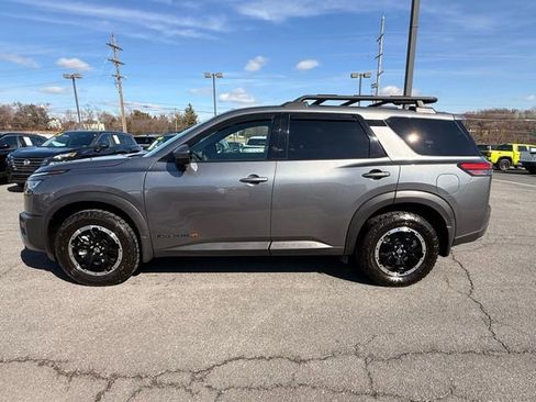 Certified 2025 Nissan Pathfinder Rock Creek image 8